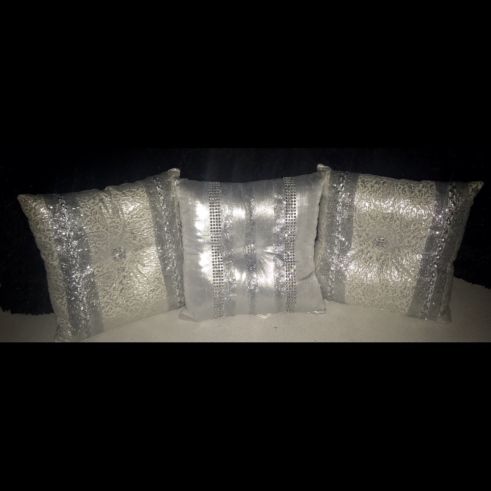 Miniature  bling accent throw pillow set